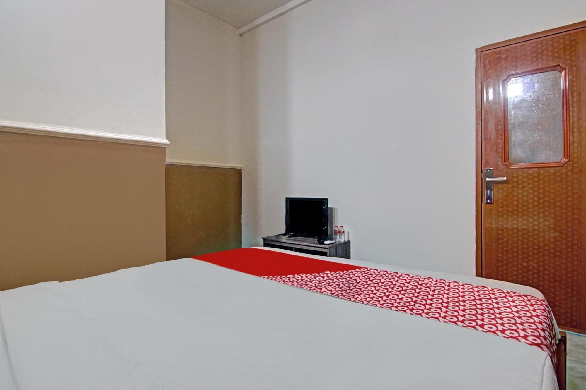 Super Oyo 90358 Poris Residence Syariah Tangerang Exterior photo